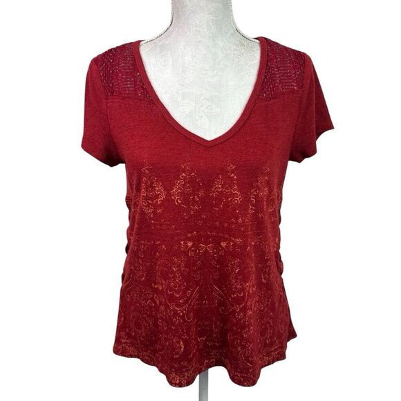 Miss Me Women's M V-Neck SS Tee Shirt Rust Red Lace Up Detail - Picture 1 of 10